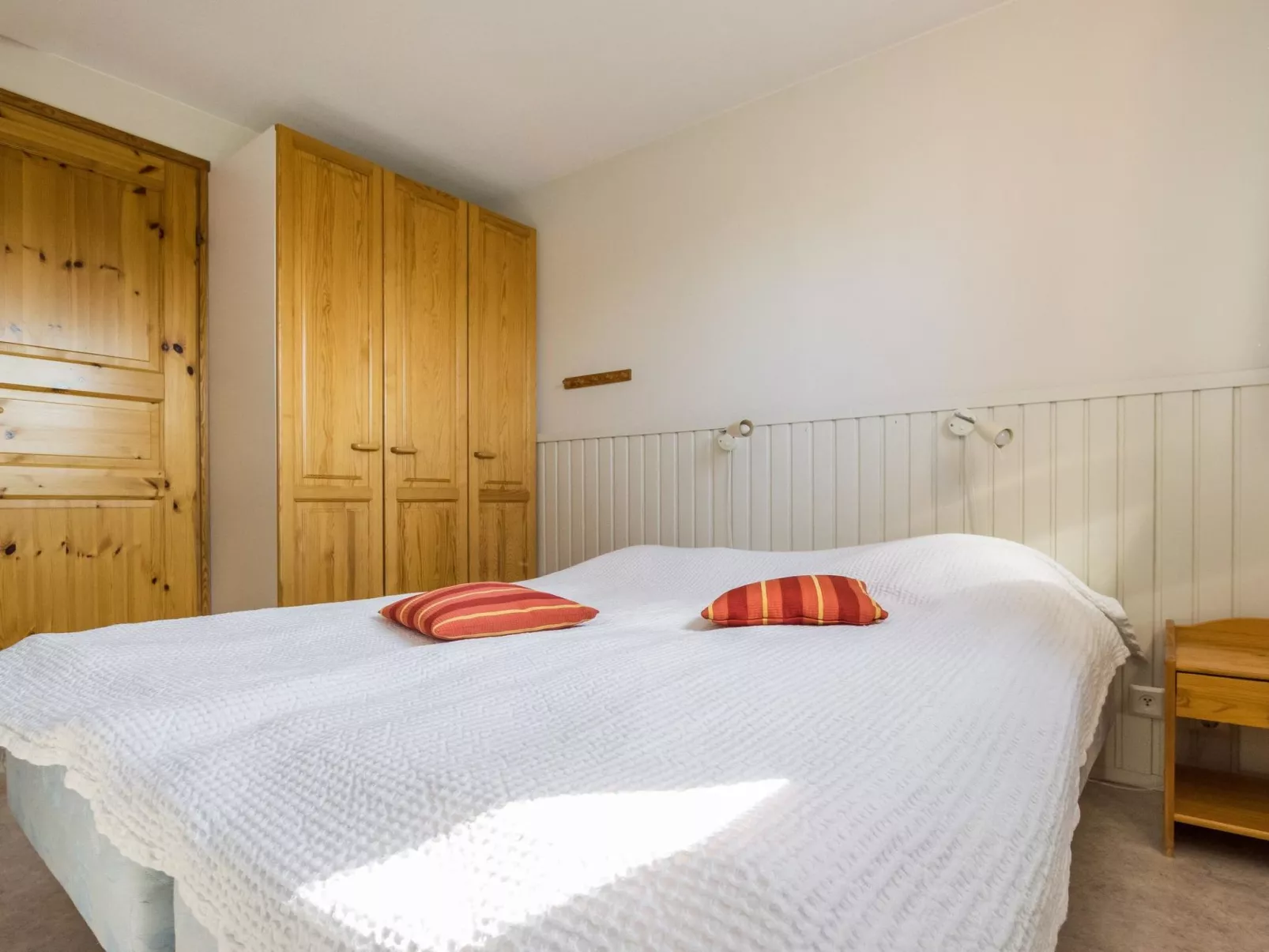 Lomariekko 6 b 7-Inside