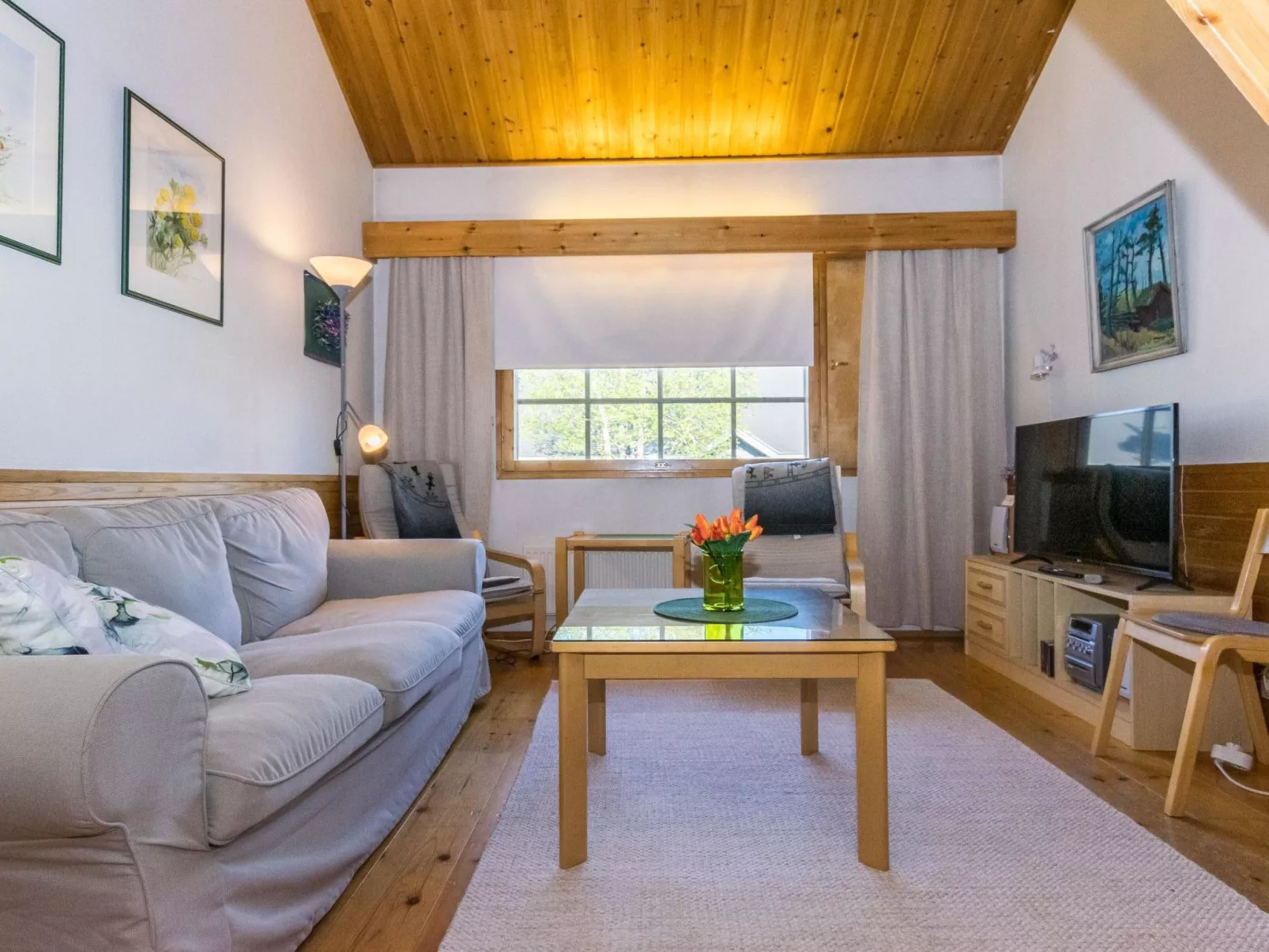 Teerenpesue g 60-Dedans