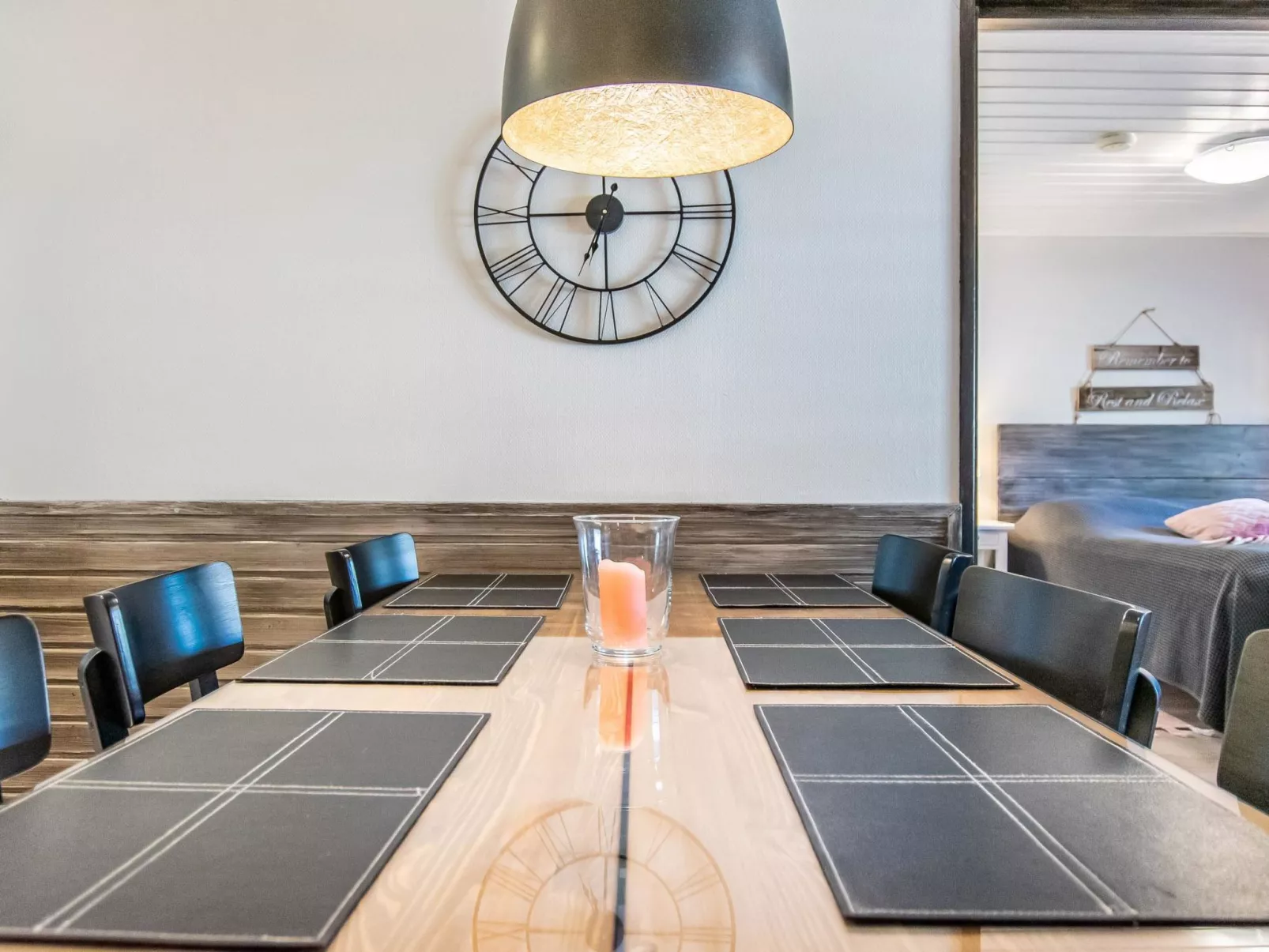 Teerenpesue f 52 taiga-Inside