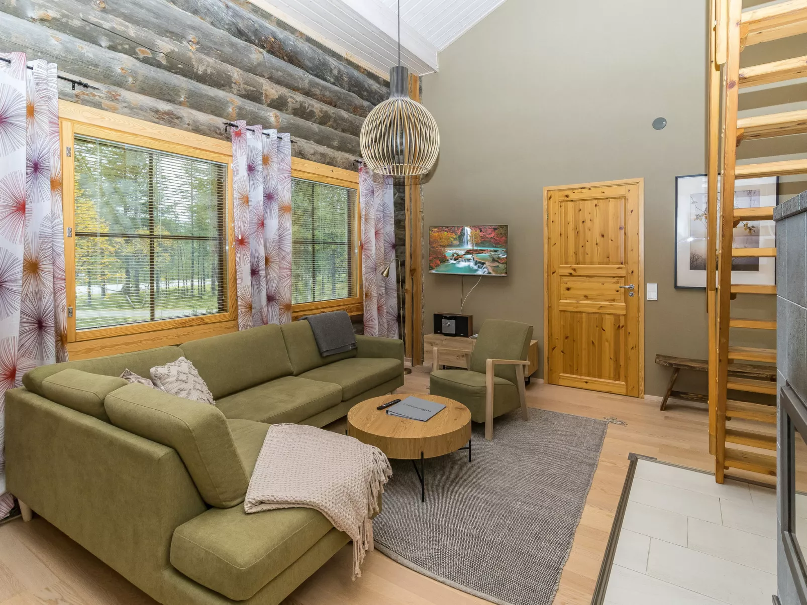 Nilikuru c 6-Drinnen