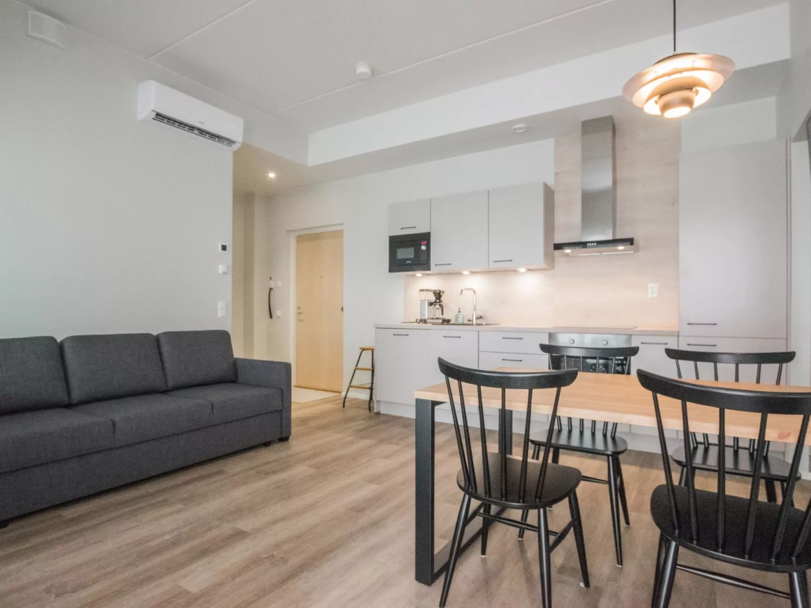 Dagmarin kulma-Dedans