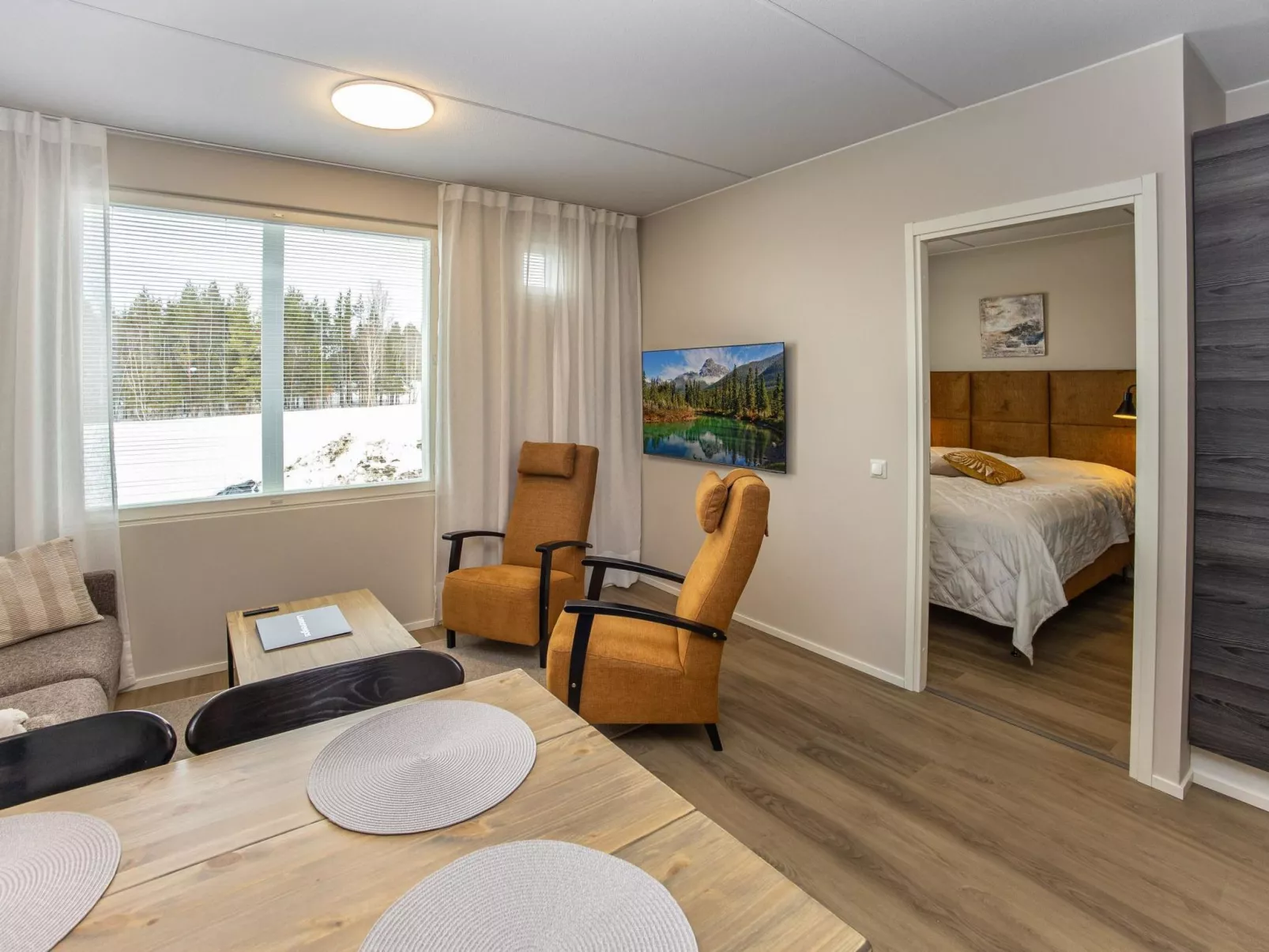 Levistar vi as. 6106-Drinnen