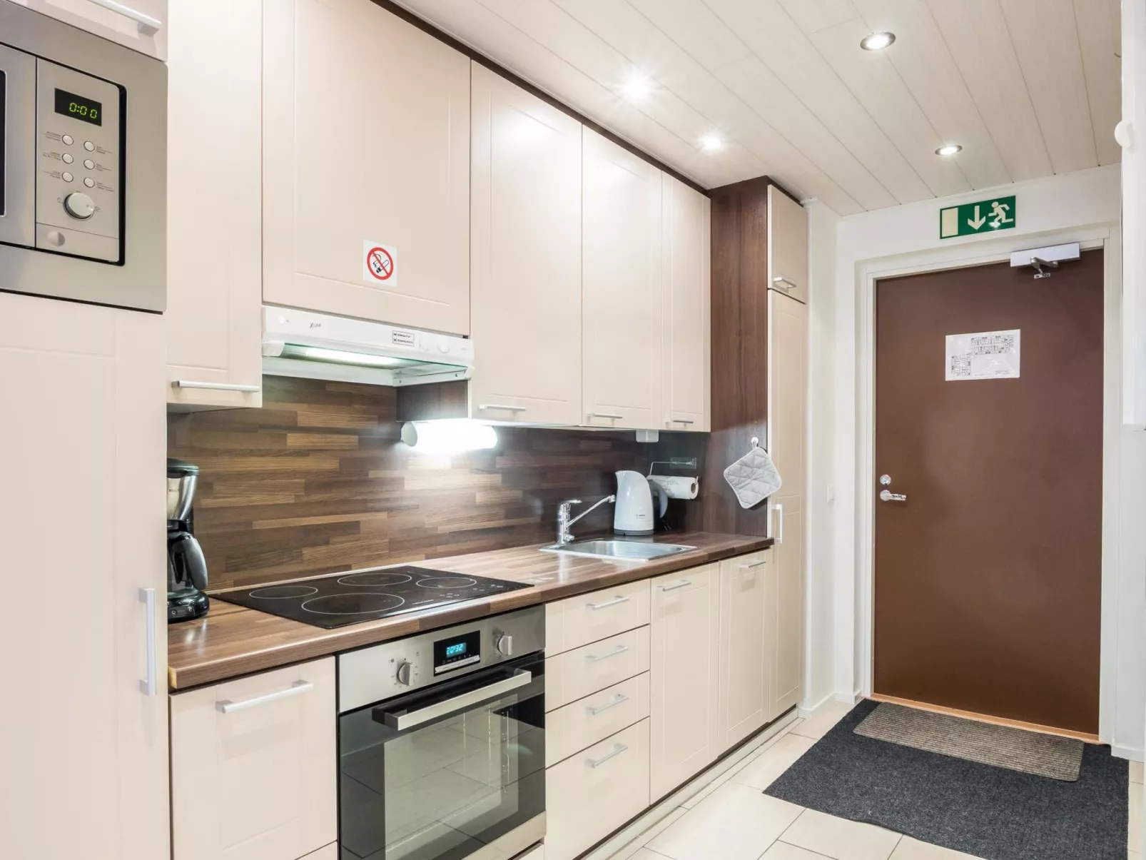 Yllästar 3 as 605-Drinnen