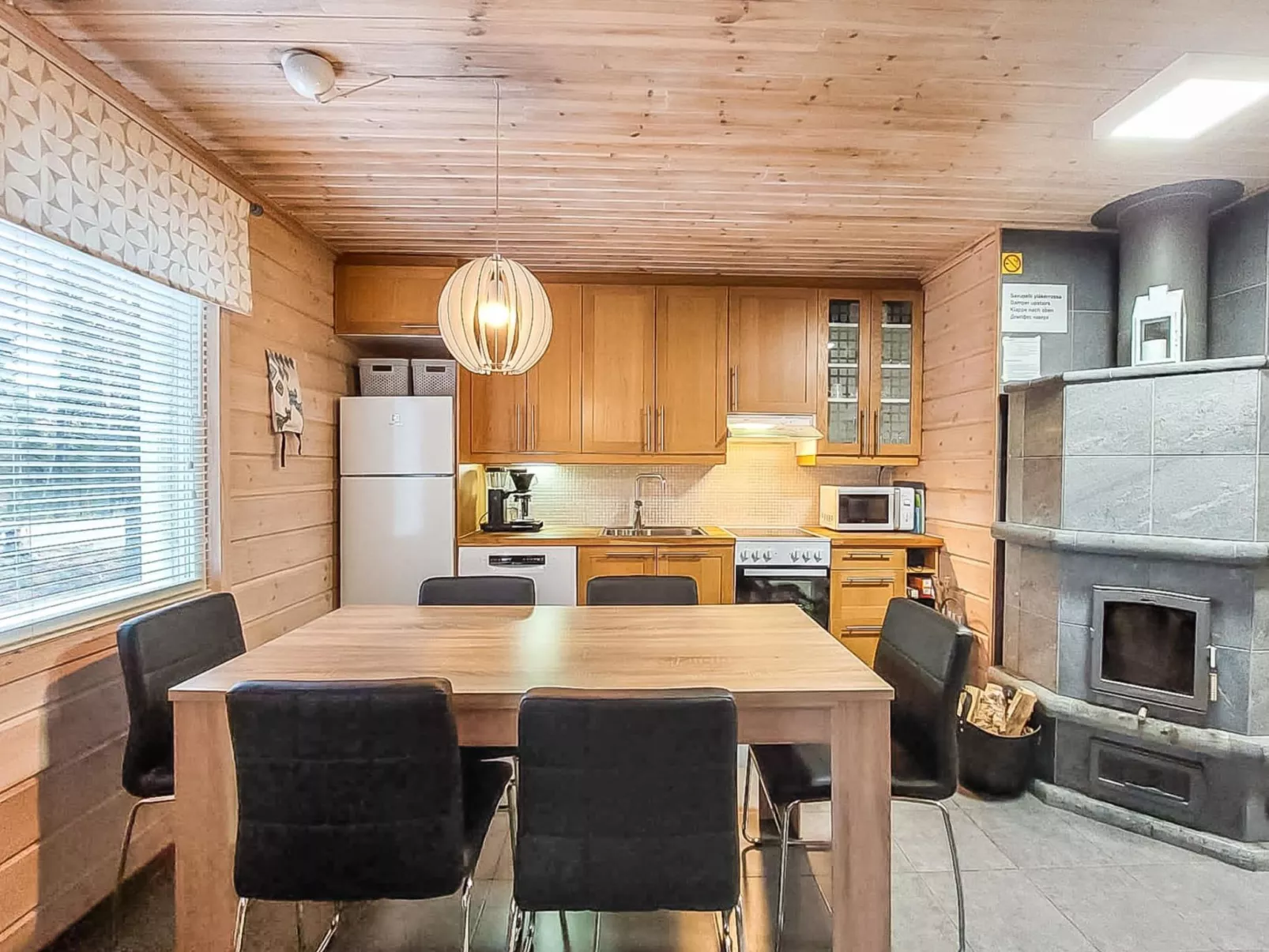 Ylläs iisakki as. 10 b-Inside