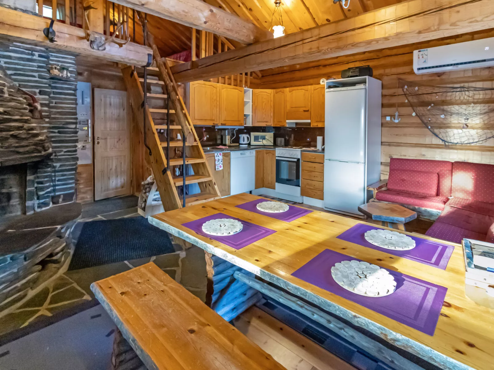 Kuukkelitupa-Drinnen