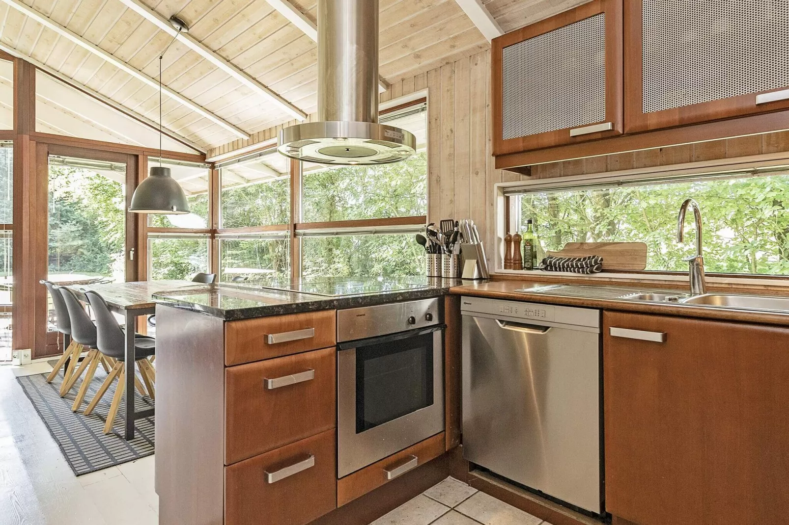 Luxury Retreat by Ho Bay - By Traum Ferienwohnungen-Indoor