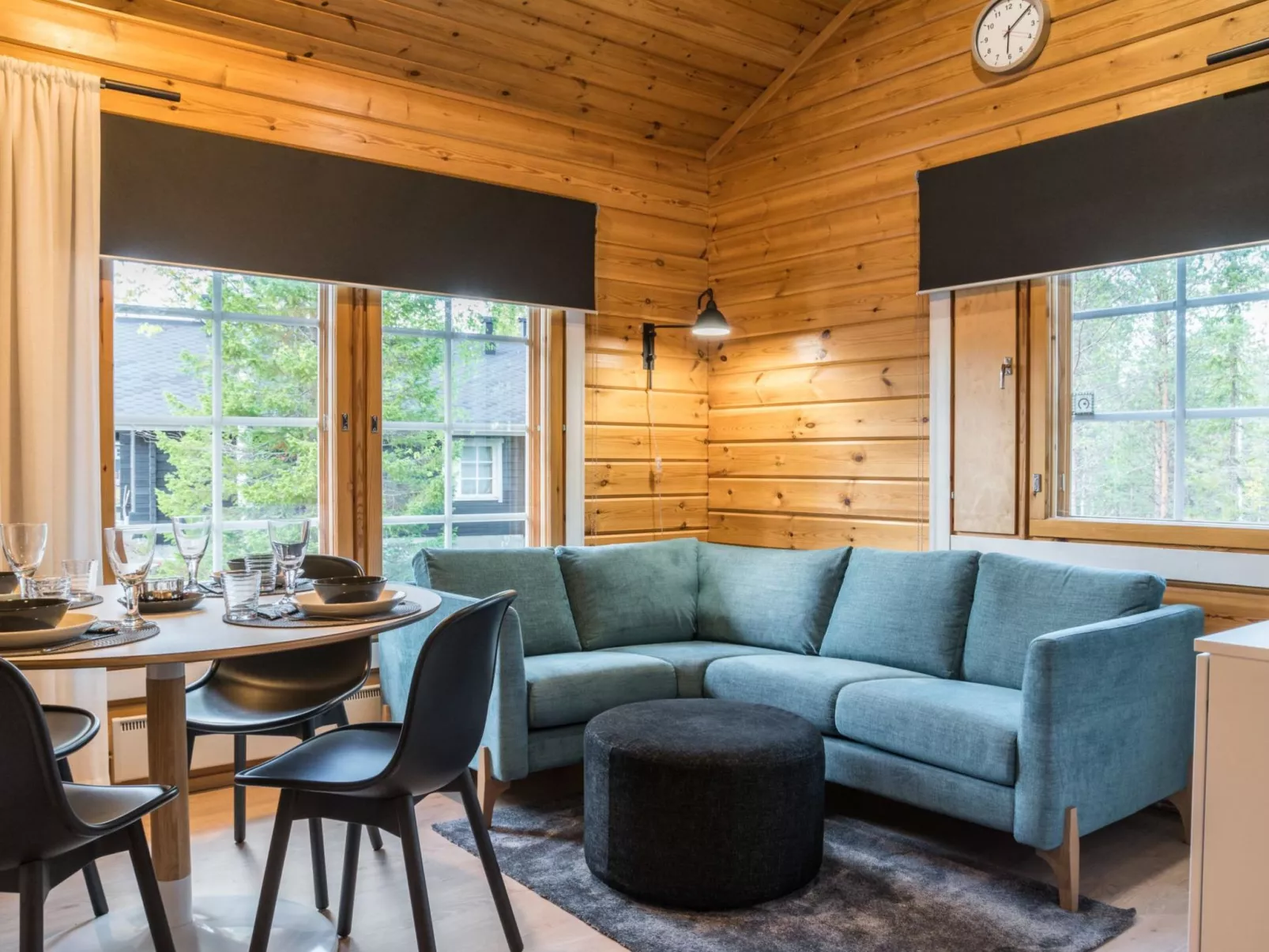 Lomaylläs b39 /suppapolku 6b-Drinnen