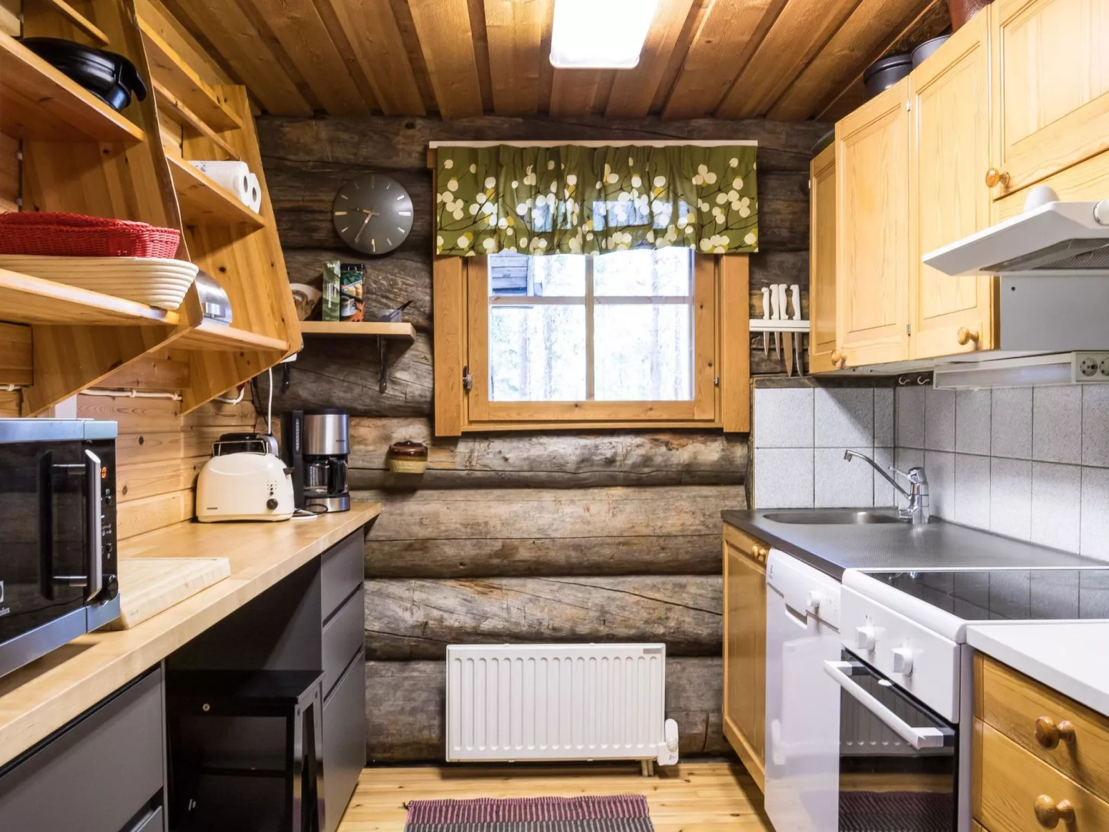 Ylläspollu a-Dedans