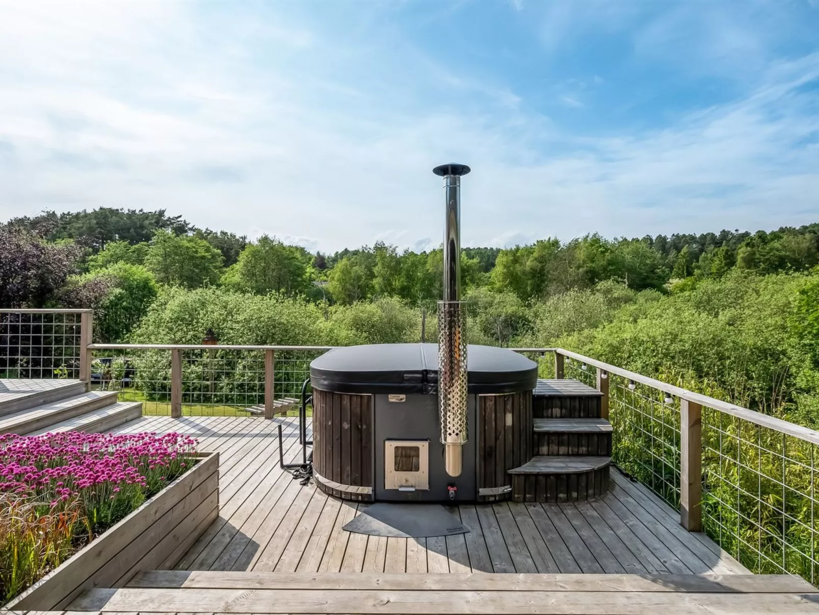 "Blek" - 2.8km from the sea-Inside