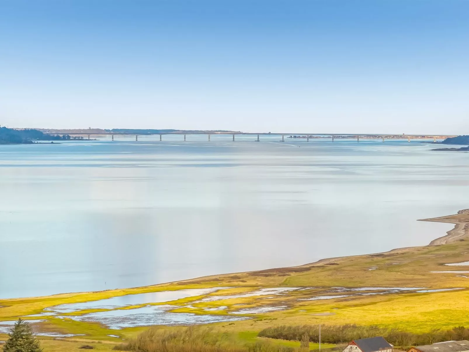 "Marika" - 400m to the fjord-Outside