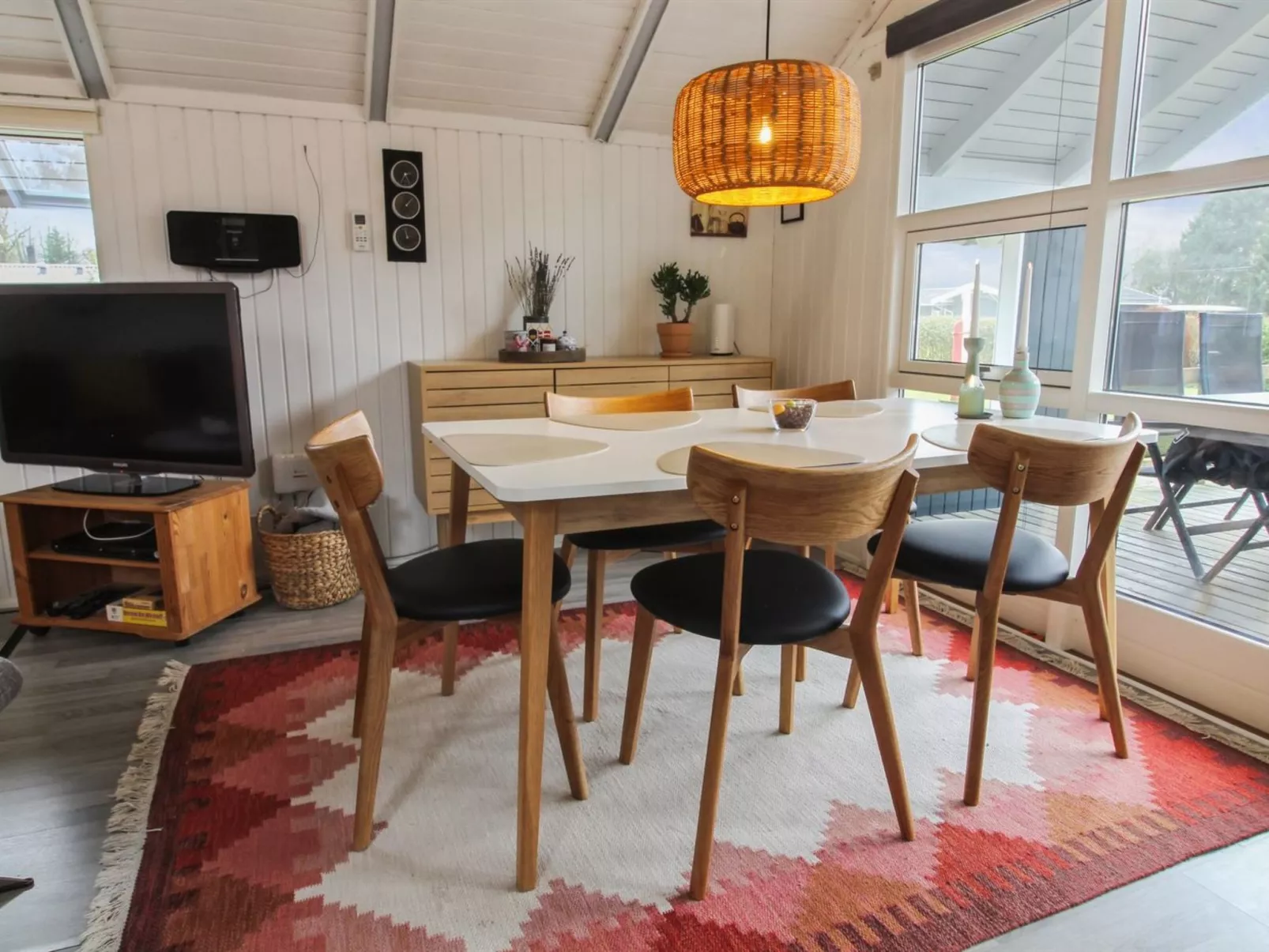 "Rosalie" - 29km from the sea-Dedans