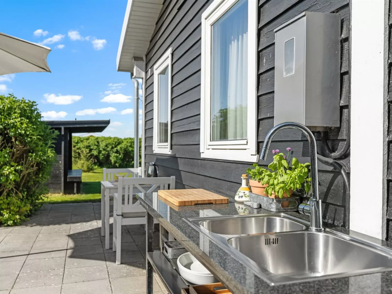 "Iven" - 140m from the sea-Draußen