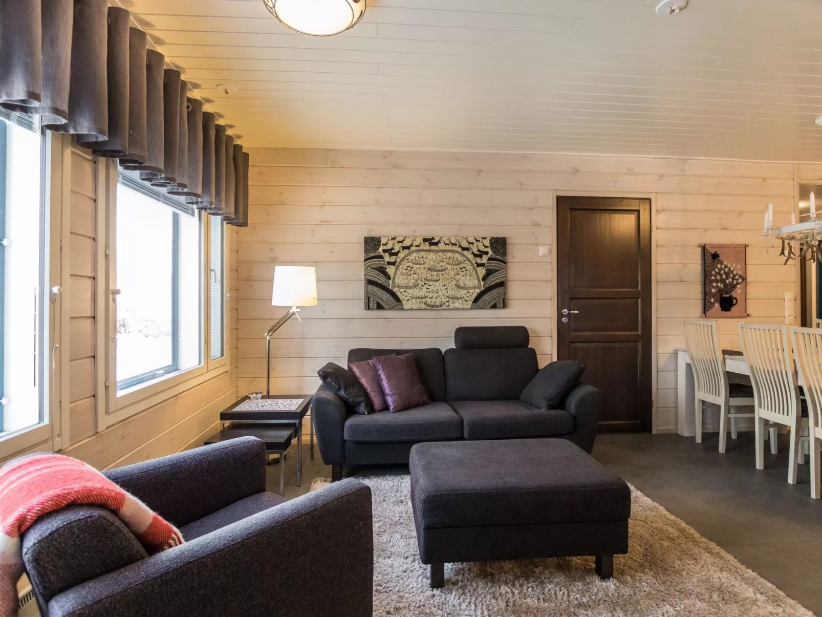 Hil-lak-ka ii as 5-Inside