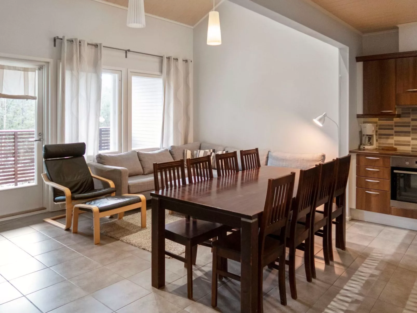 4 seasons b 1-Inside