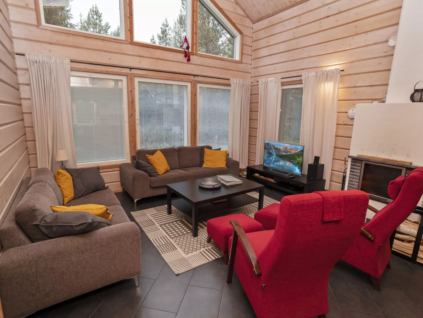 Vuosselin kataja 5-Dedans