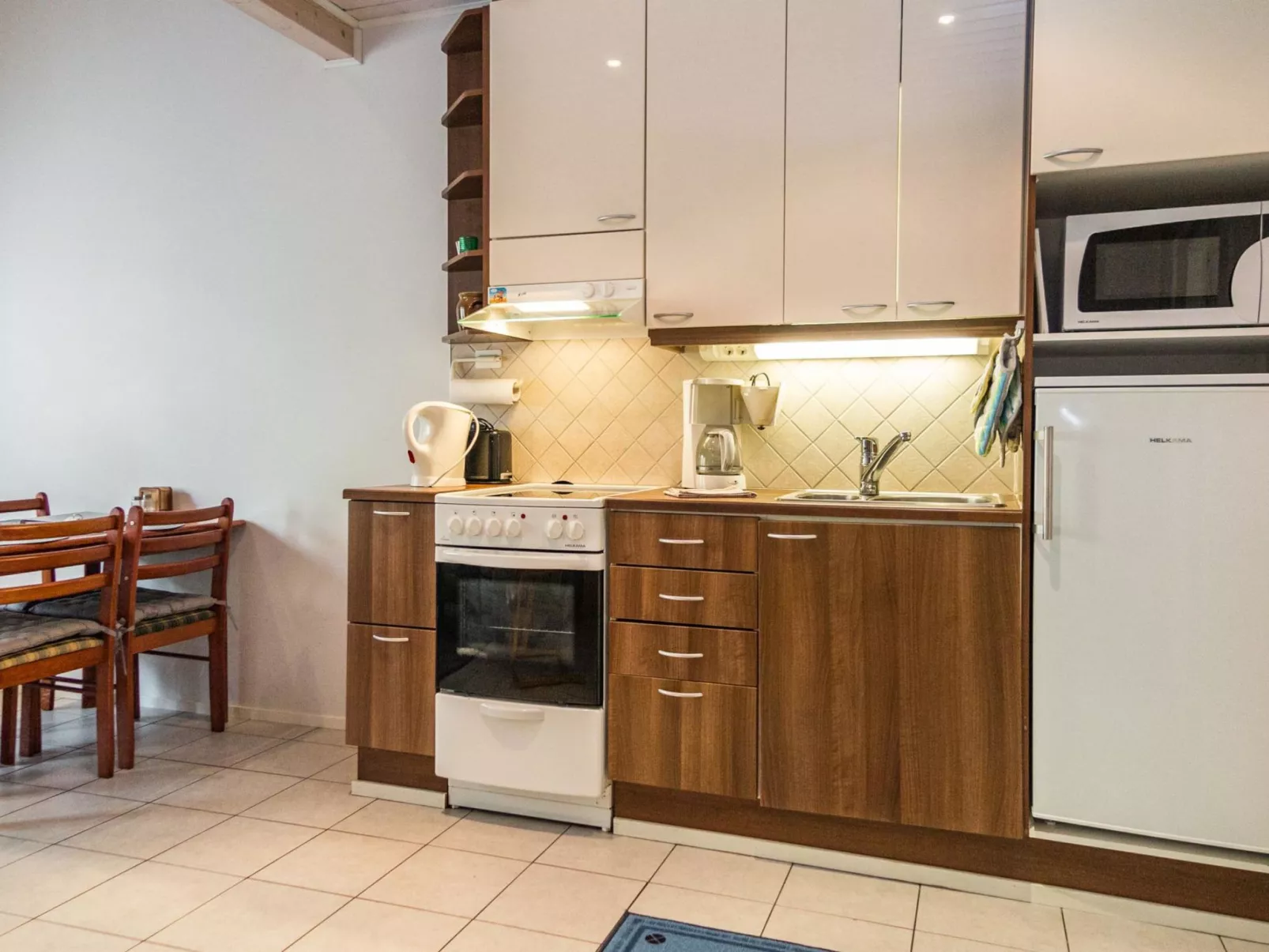 Karitahko a 5-Dedans