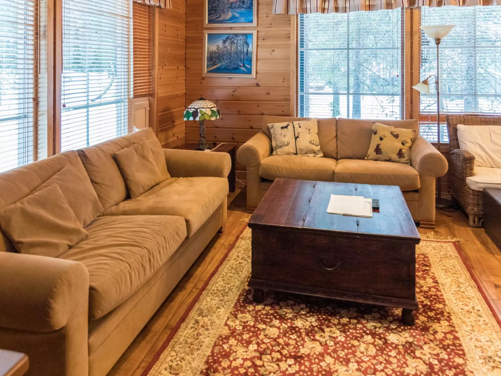 Ylläskaira a-Inside