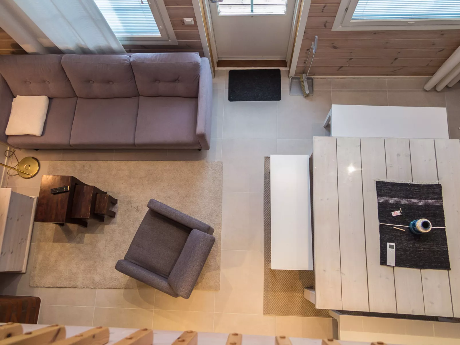 Karitahko a 3-Dedans