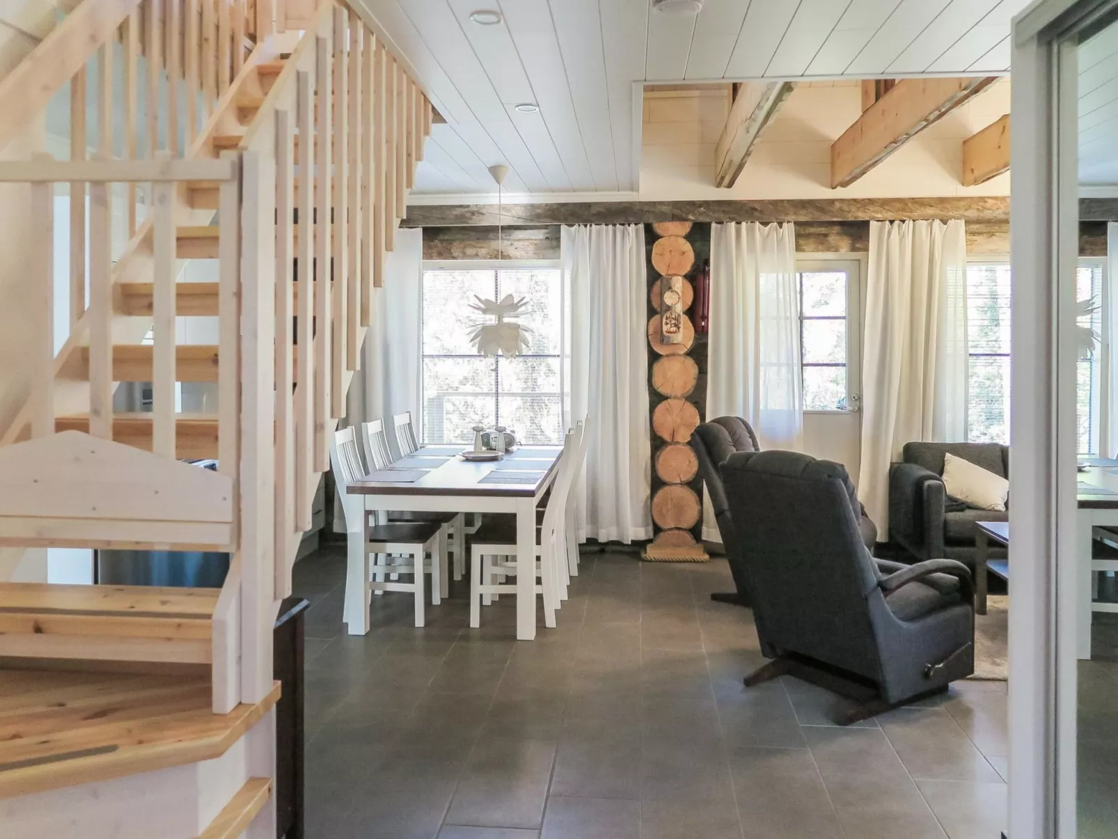 Maahisenrinne 3 f 25-Inside