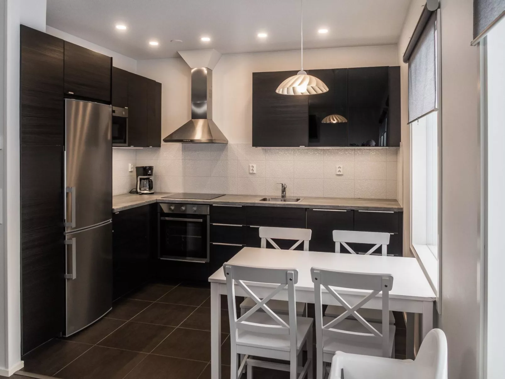 Klz rodoniitti-Drinnen