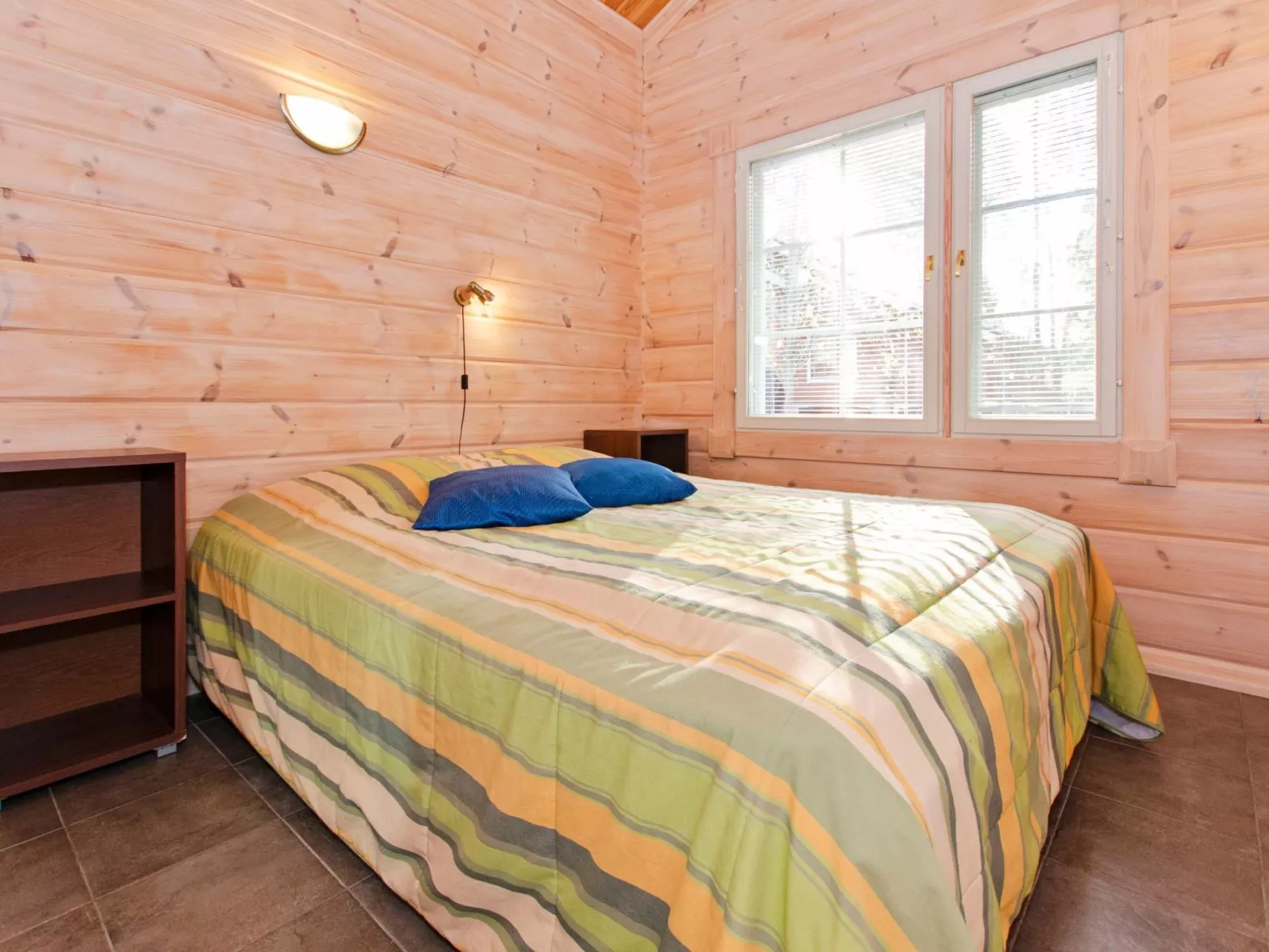 Amero purnu 2-Dedans