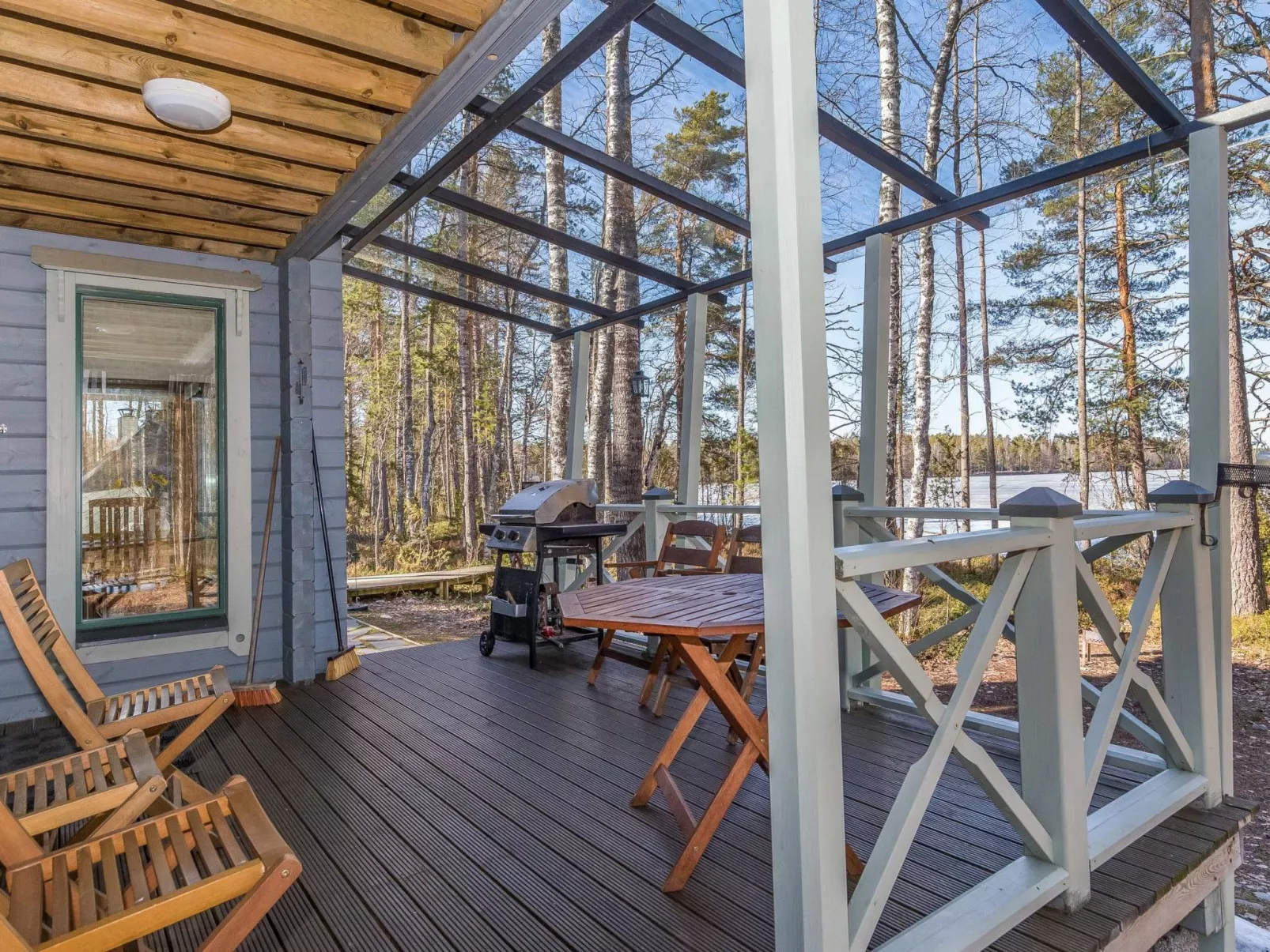 Villa populus-Dedans