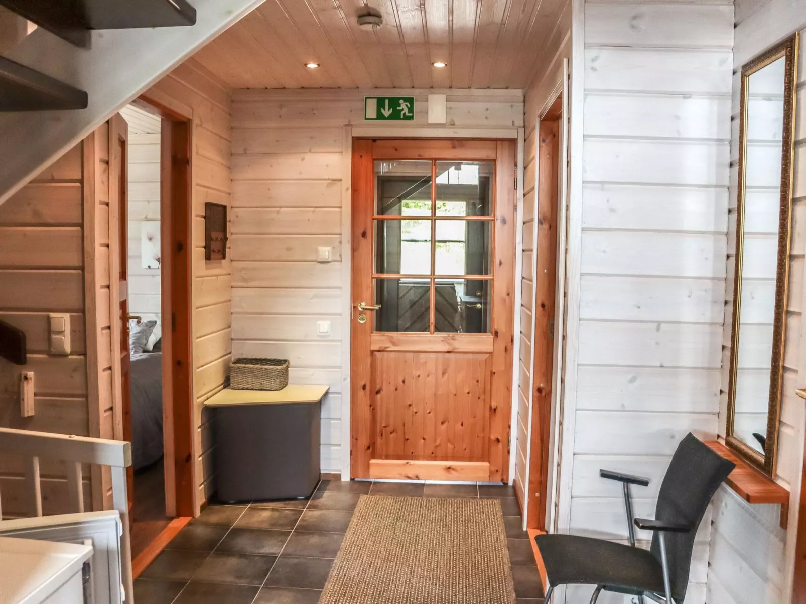 Aurinko-saaga 5 paritalo-Dedans