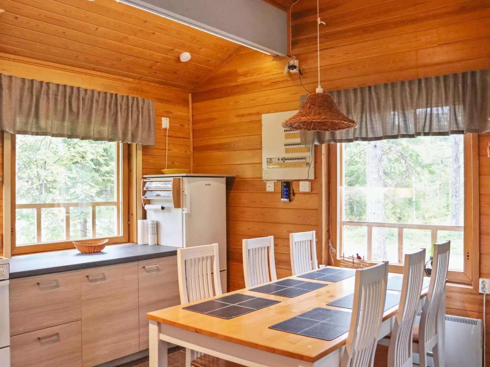 Hyryn herra mökki-Dedans