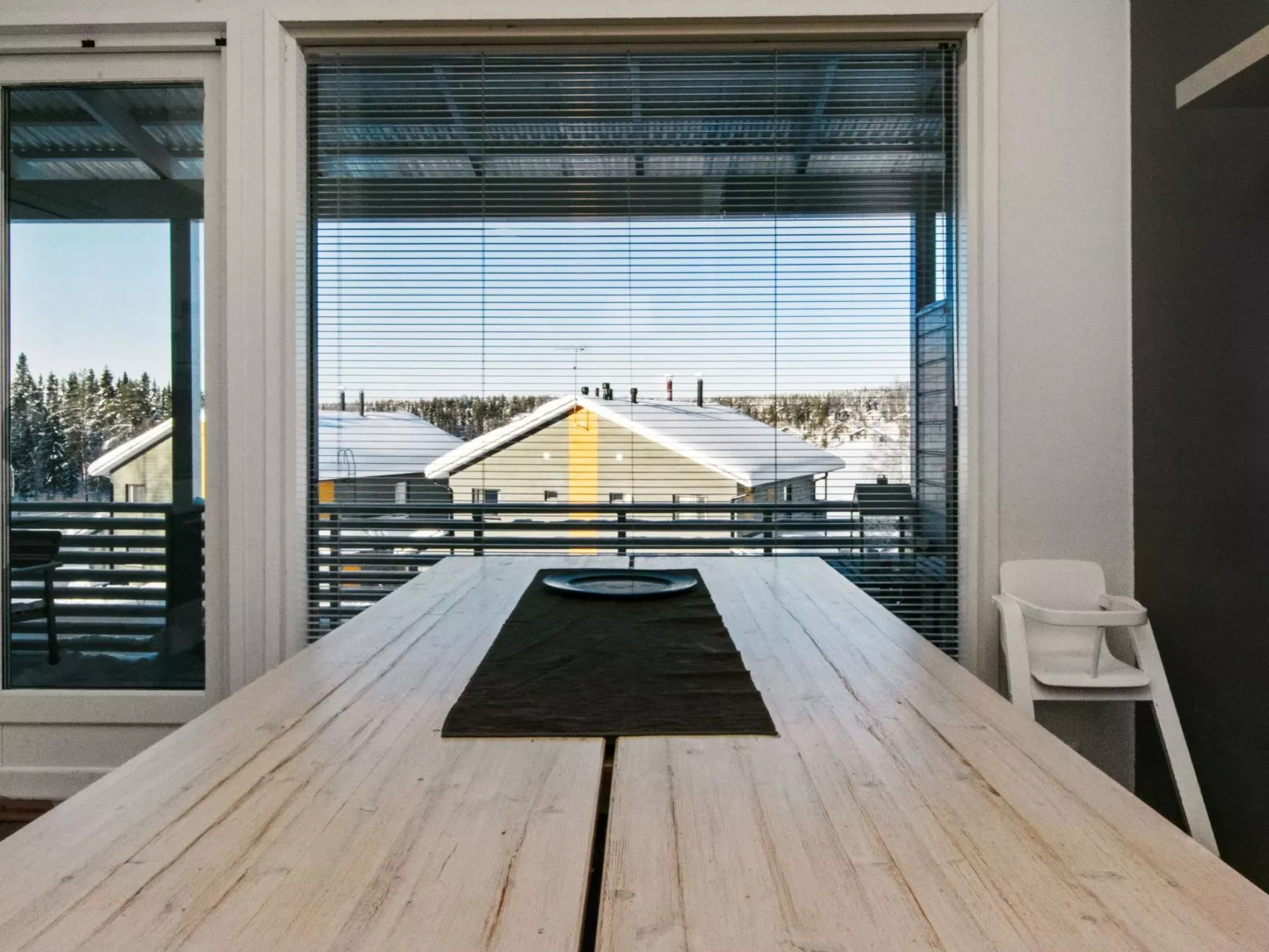 Skivillas 78 ukkohalla (7)-Drinnen