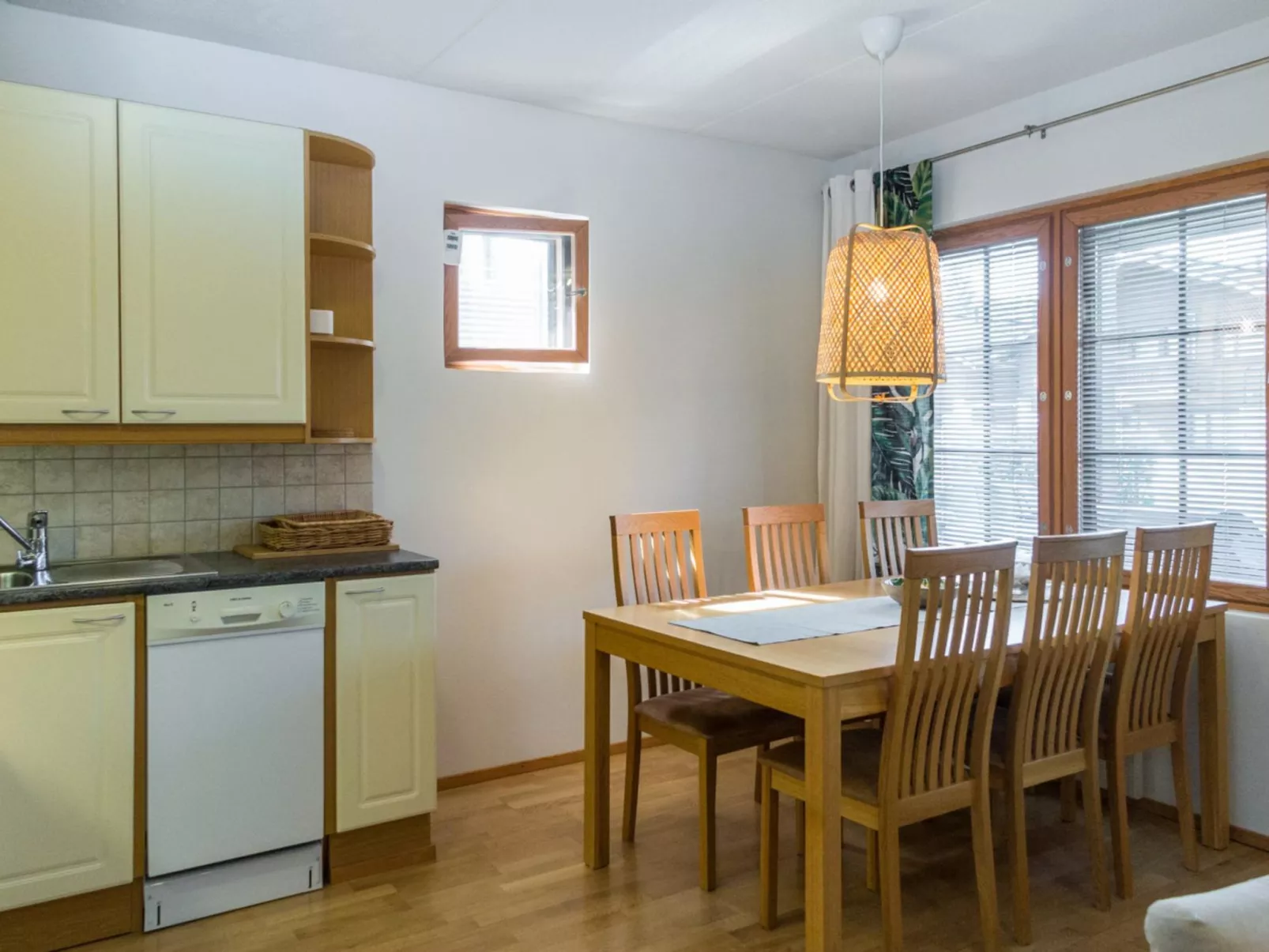 Tahko 4seasons 2-Drinnen