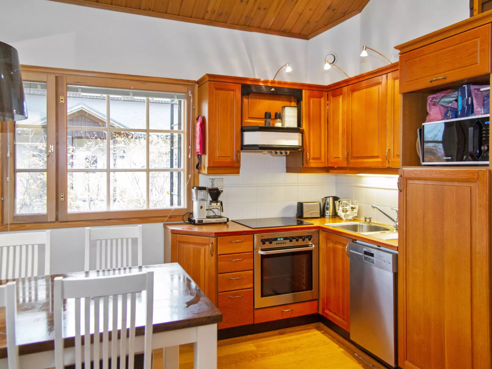 Tahkon klubitie 4 b-Inside