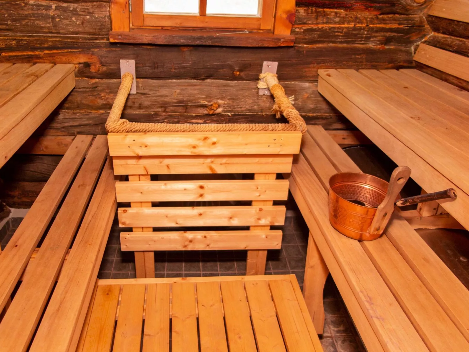 Kelosyväri 17-Dedans