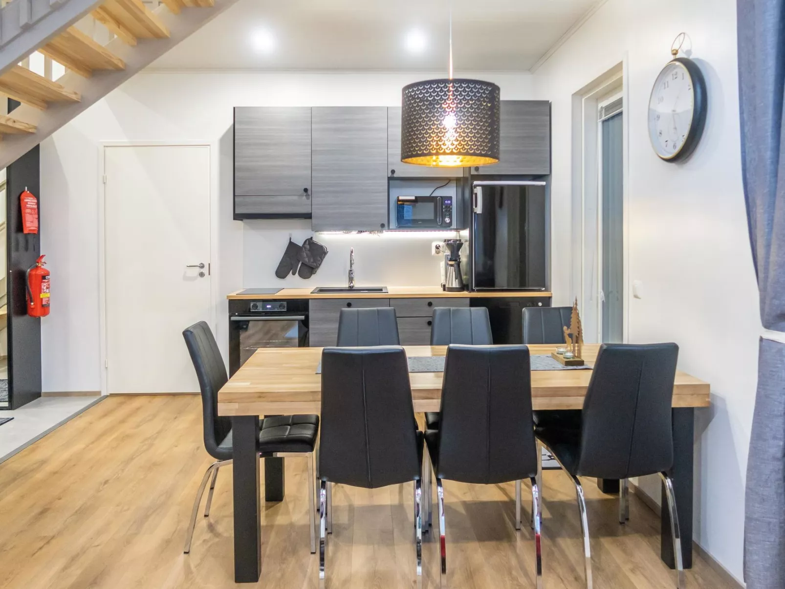 Saukonpesä b-Drinnen