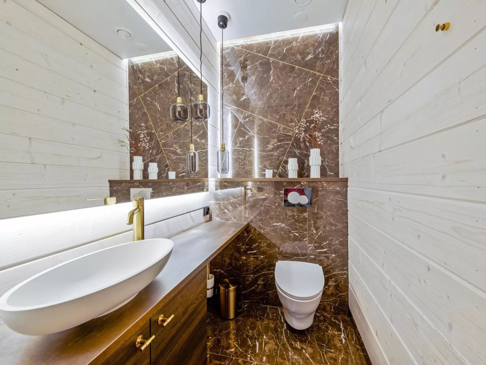 Levi star west a-Drinnen