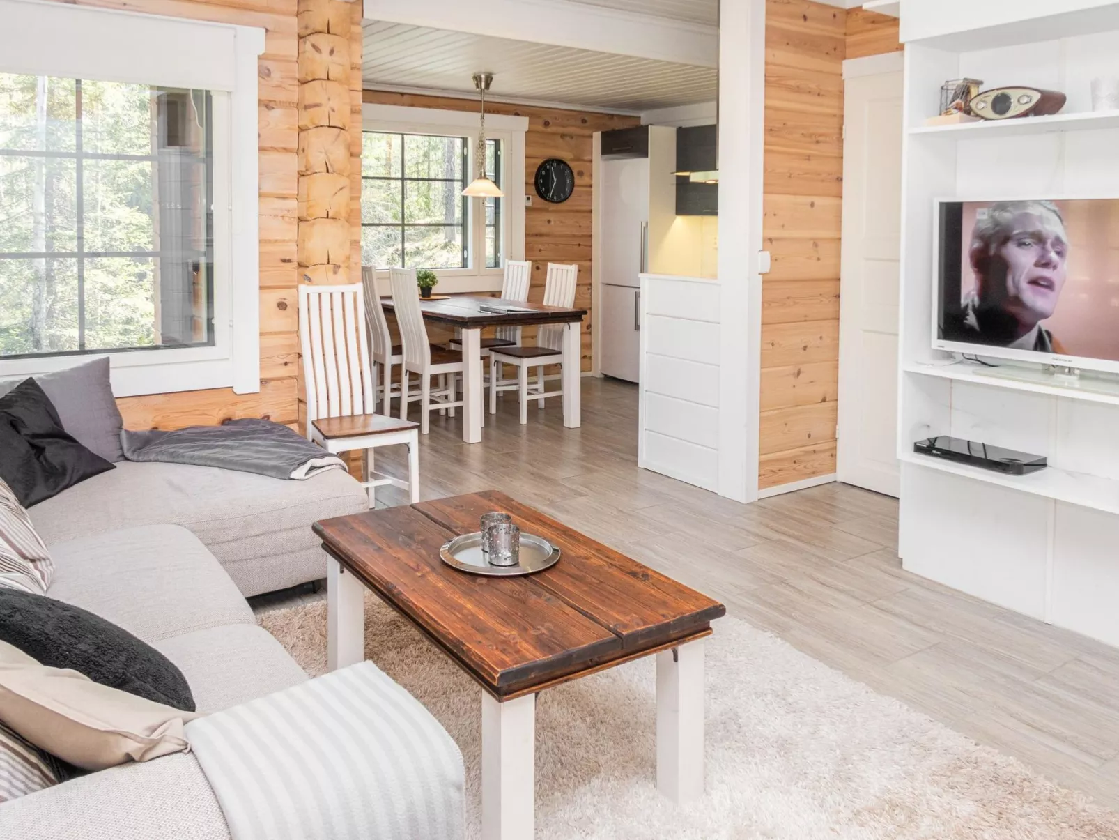 Kiehtäjän lahti-Drinnen