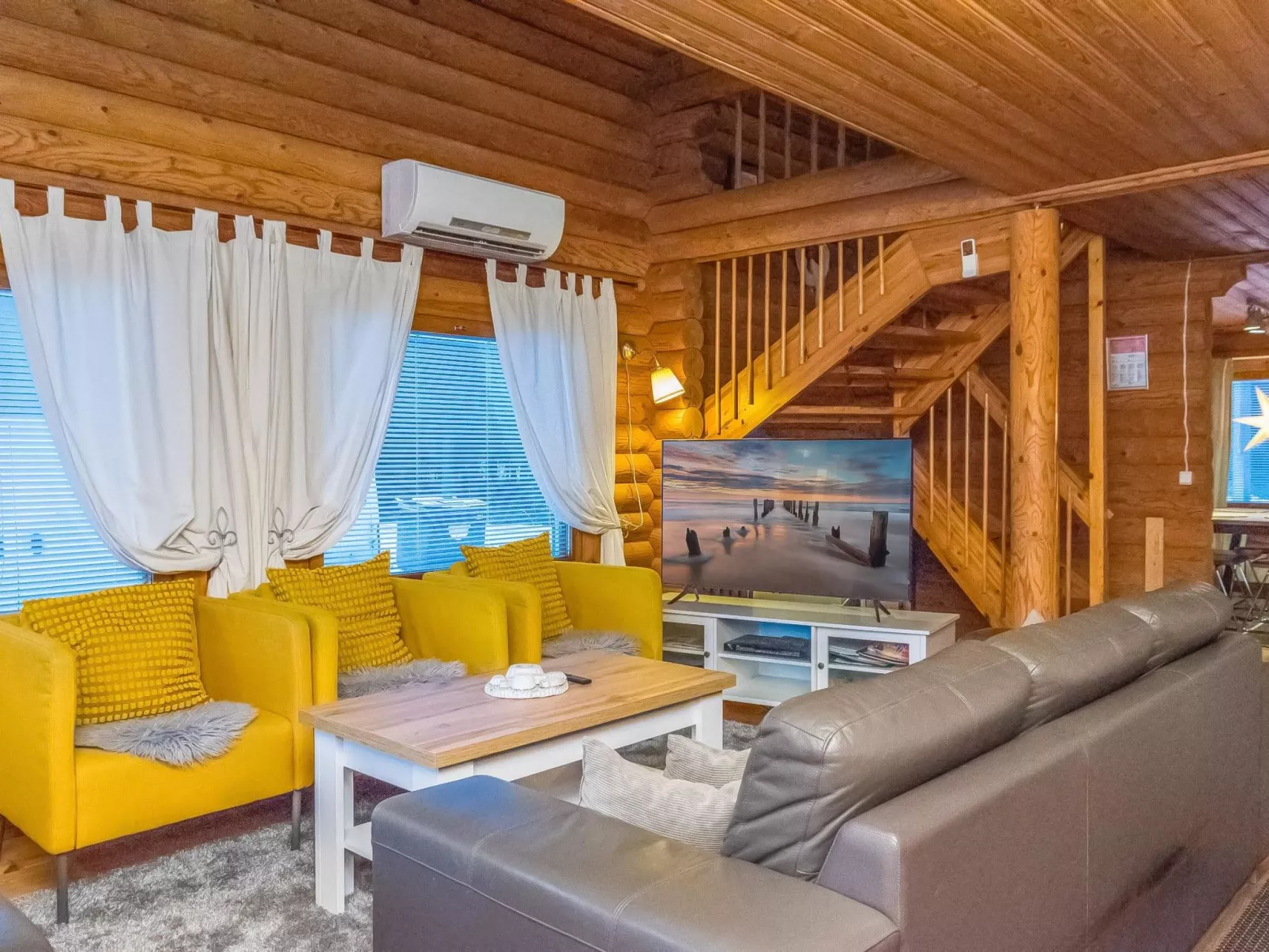 Kaivoskartano-Drinnen