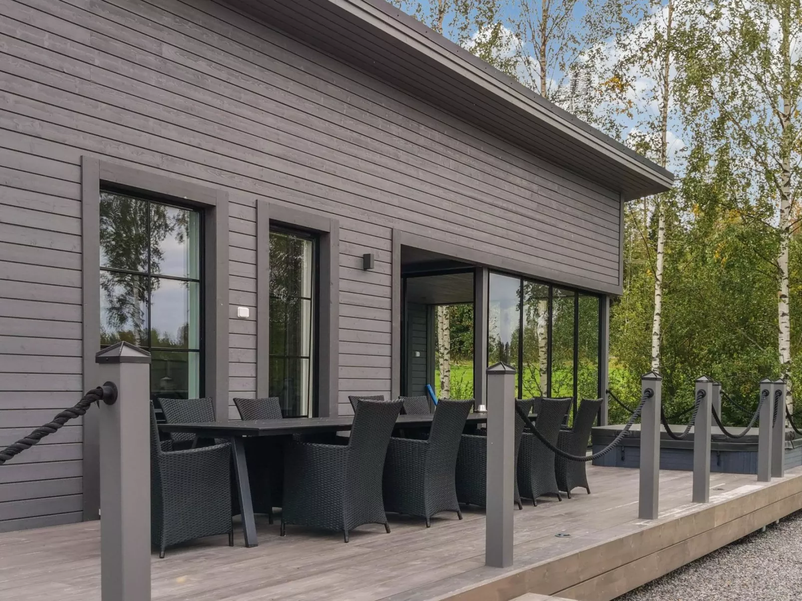 Villa karhentimantti-Dedans