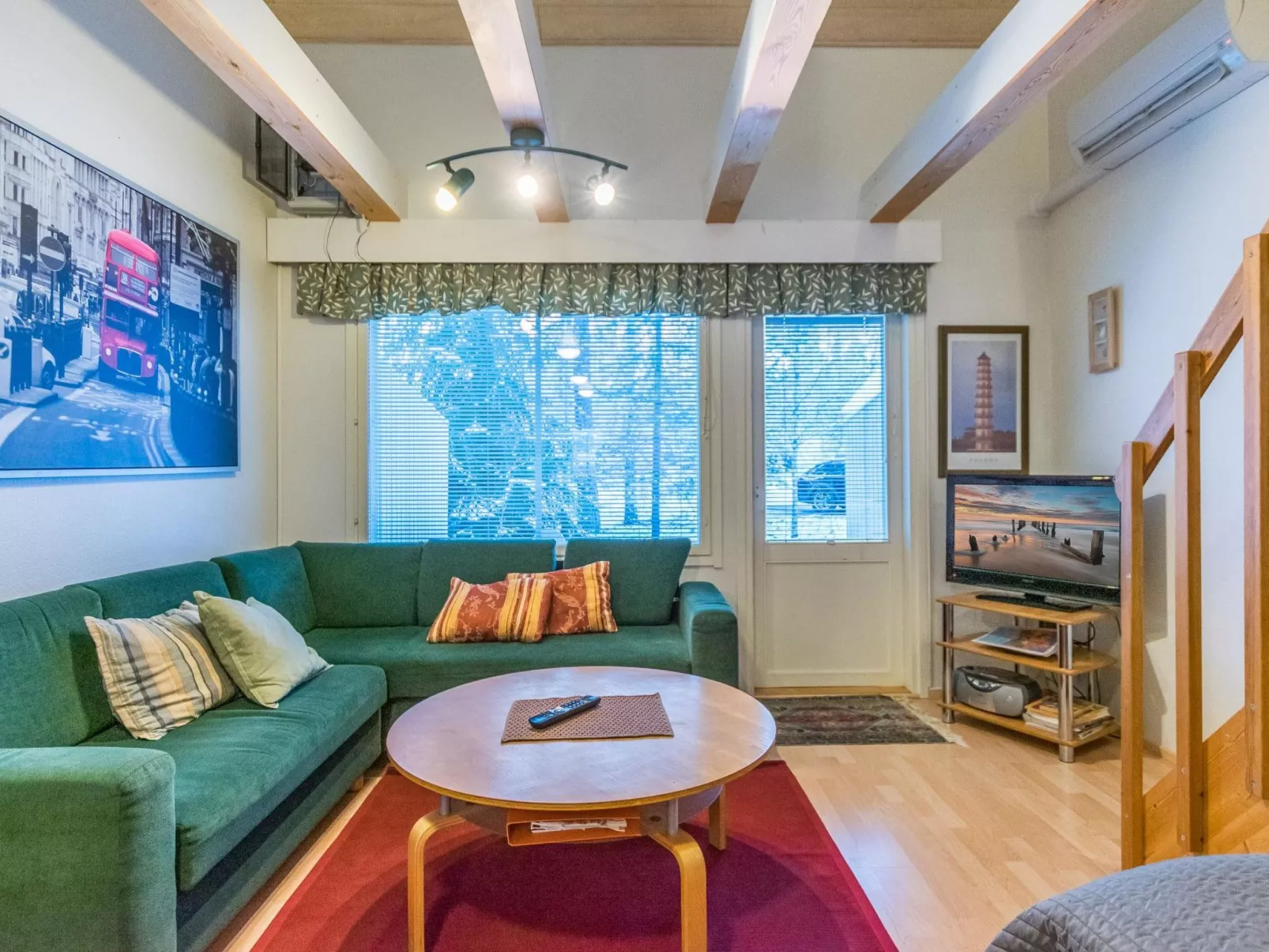 Kylpylän ullanrinne 12 c-Dedans