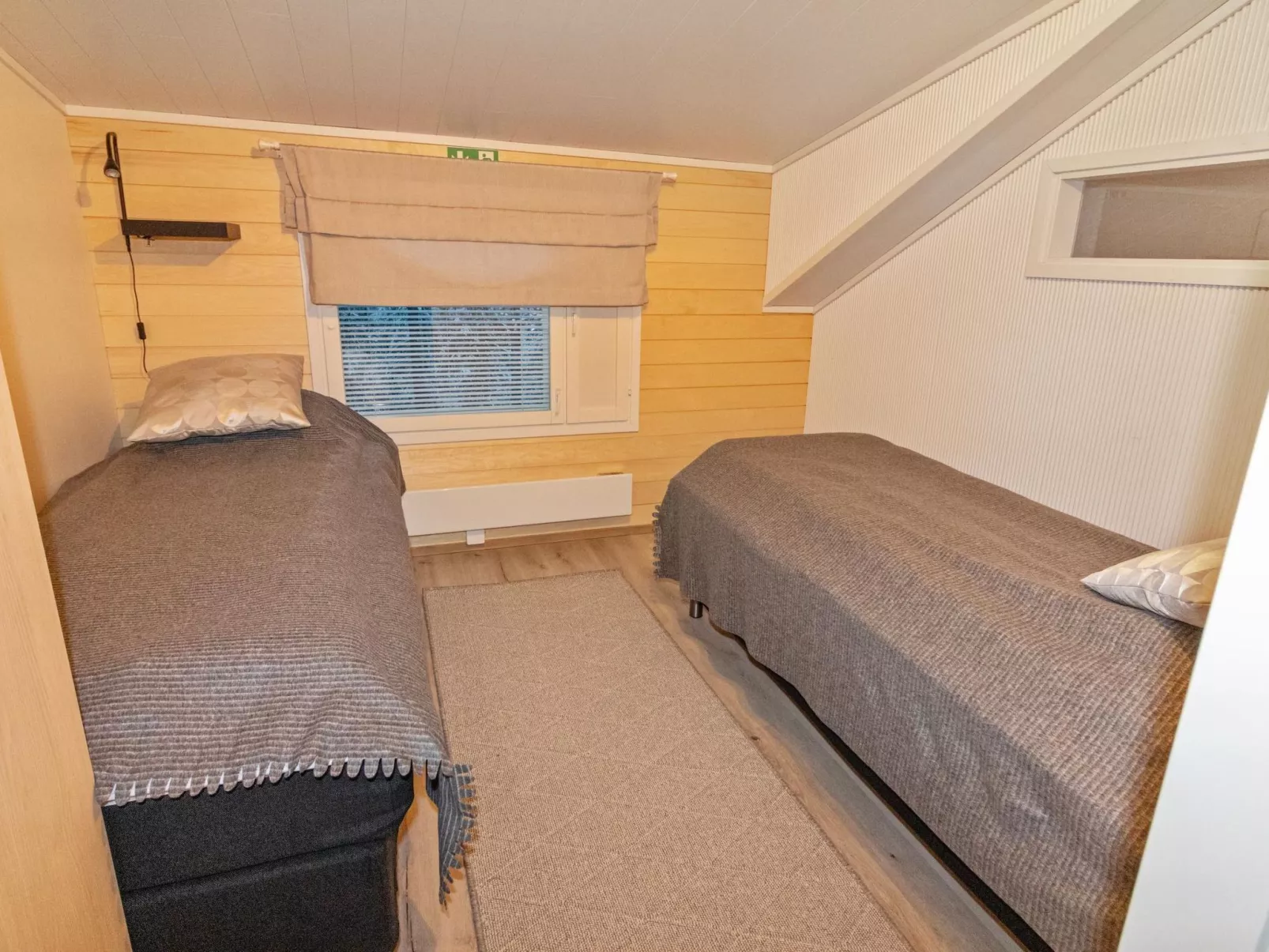 Hossanmukka 8 b 2-Dedans