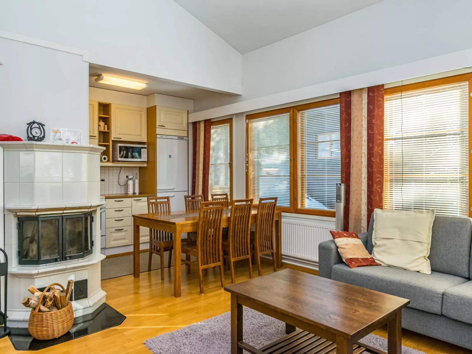 Karhunvartijan pirtti c4-Dedans