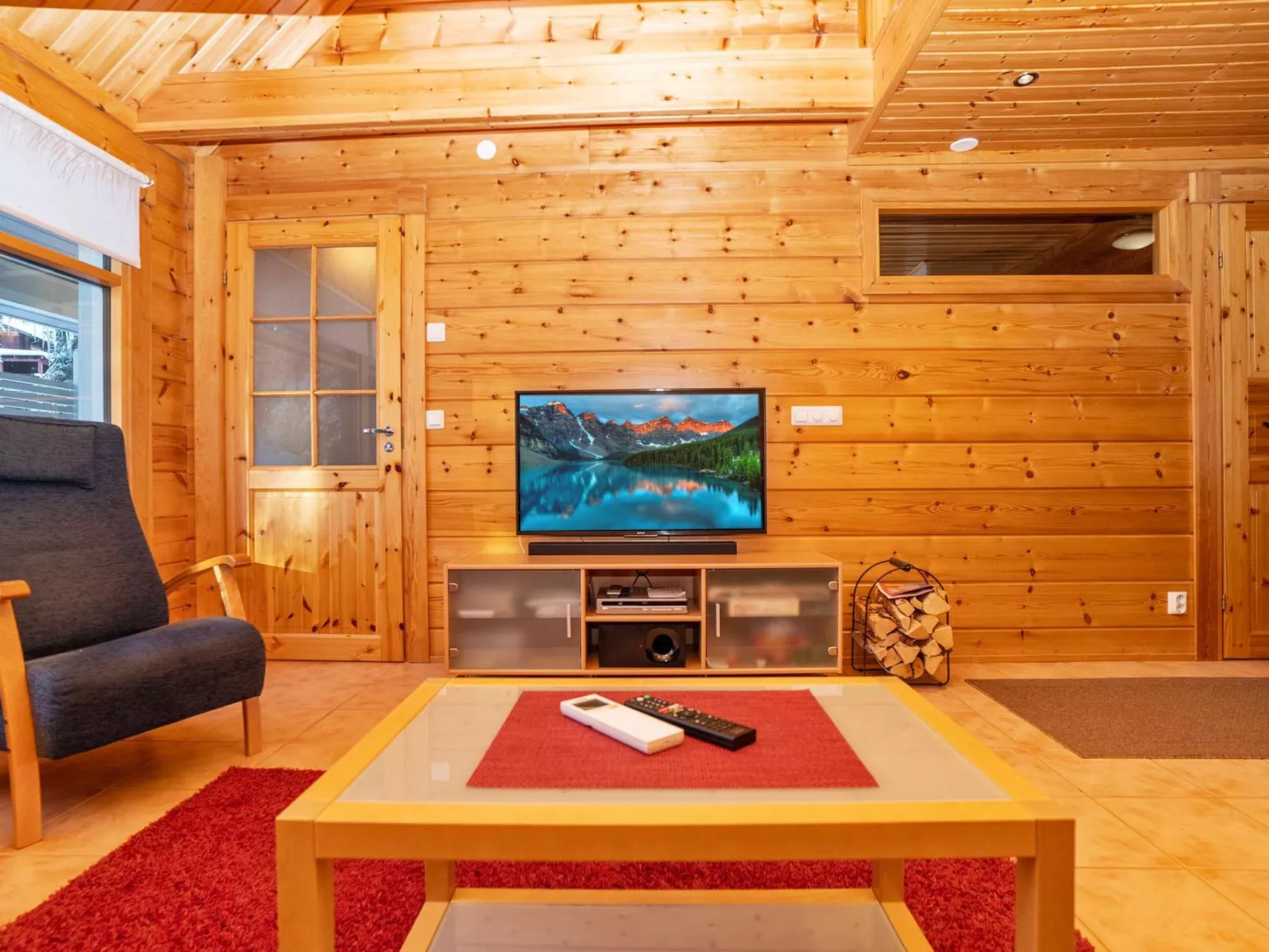 Rukan nietosrinne-Inside