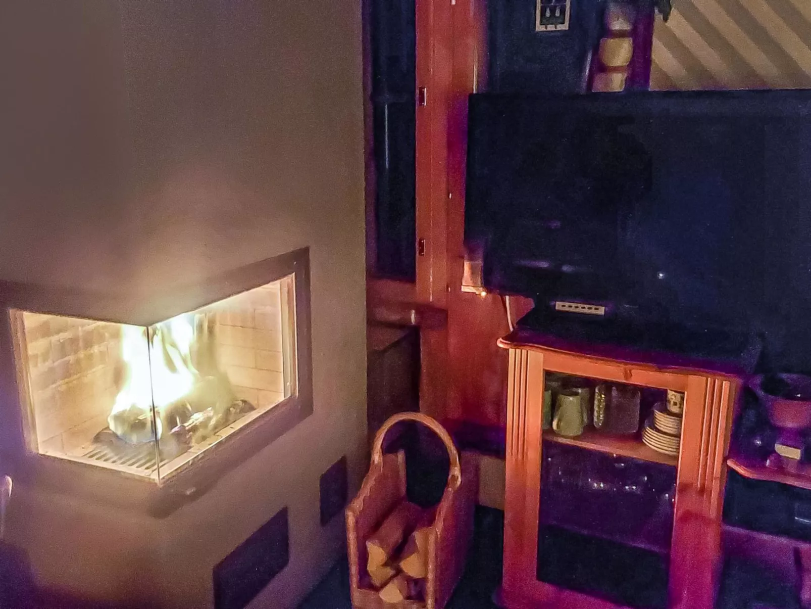 Salmikangas h2-Dedans