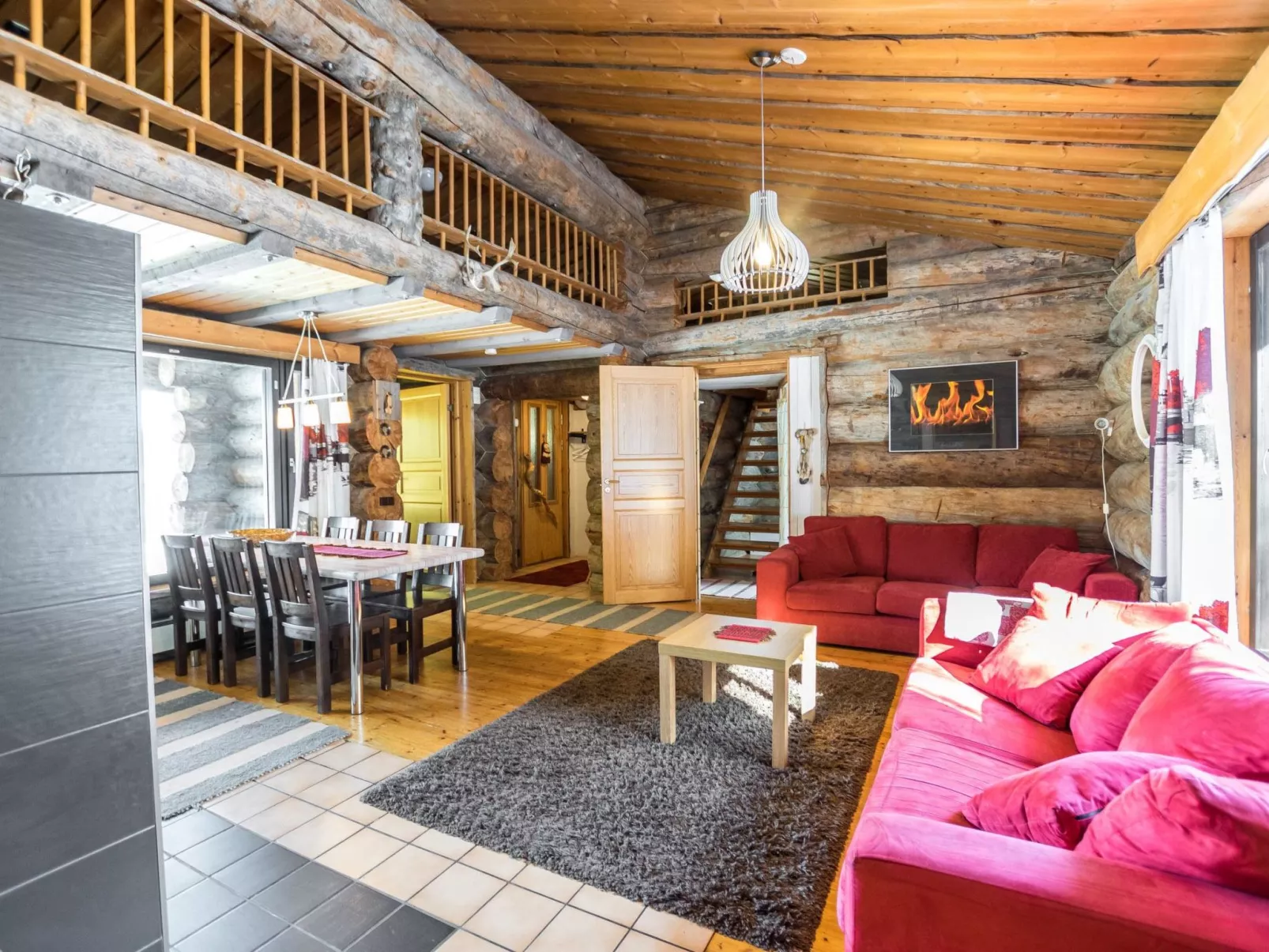 Mustalampi 2 kurkiaura-Dedans