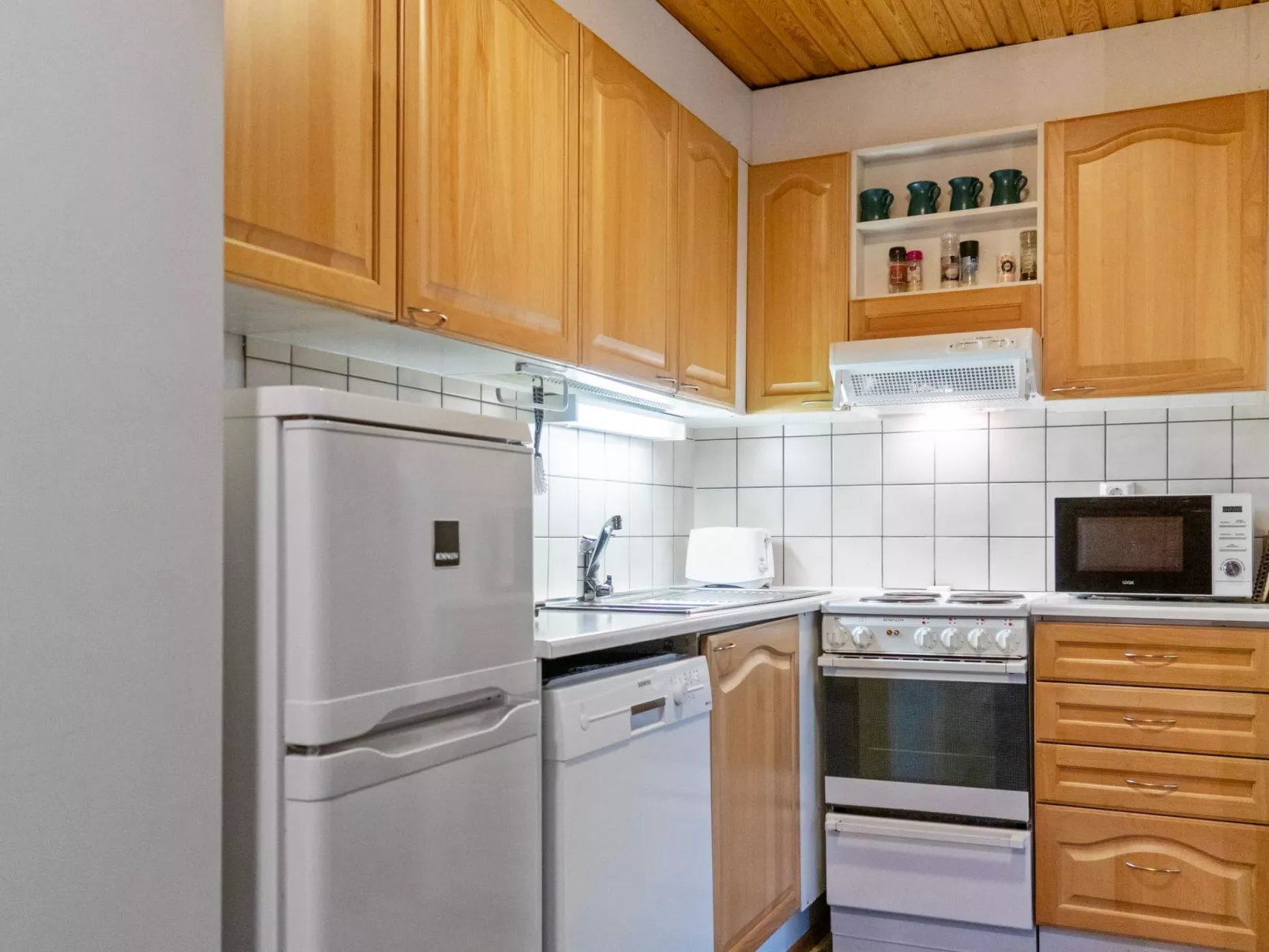 Vuokatinportti a 12-Dedans