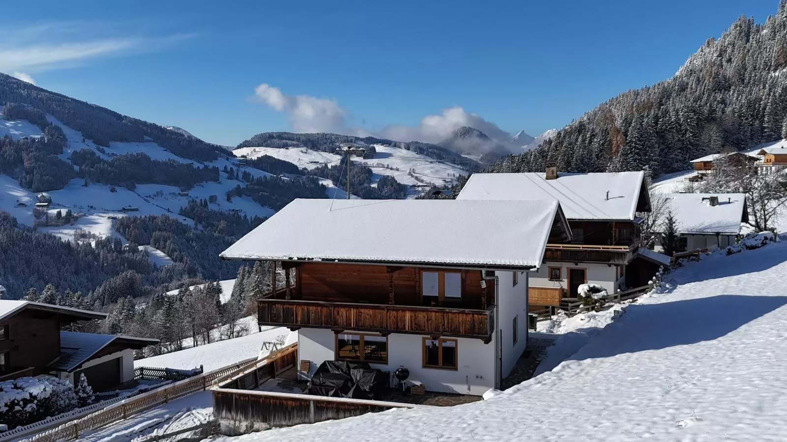 Tirola Chalet Alpbach-Extérieur hiver