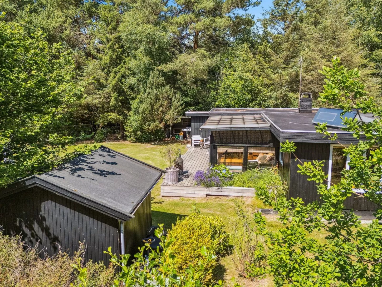 "Tatyana" - 1.6km from the sea-Outside