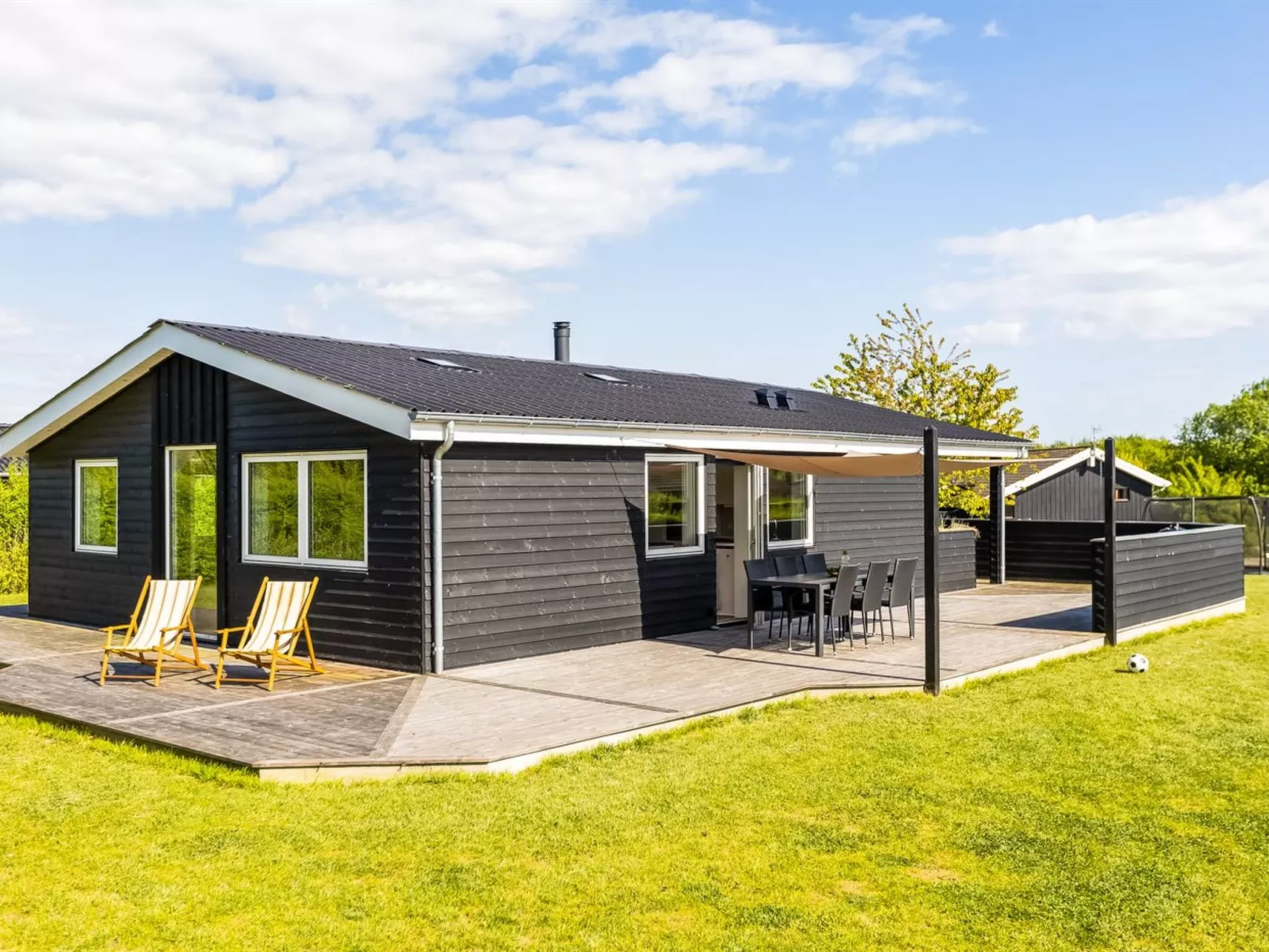 "Helmtrud" - 700m from the sea-Draußen