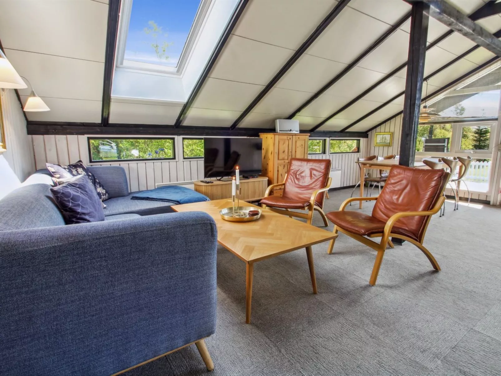 "Winter" - 31km from the sea-Dedans