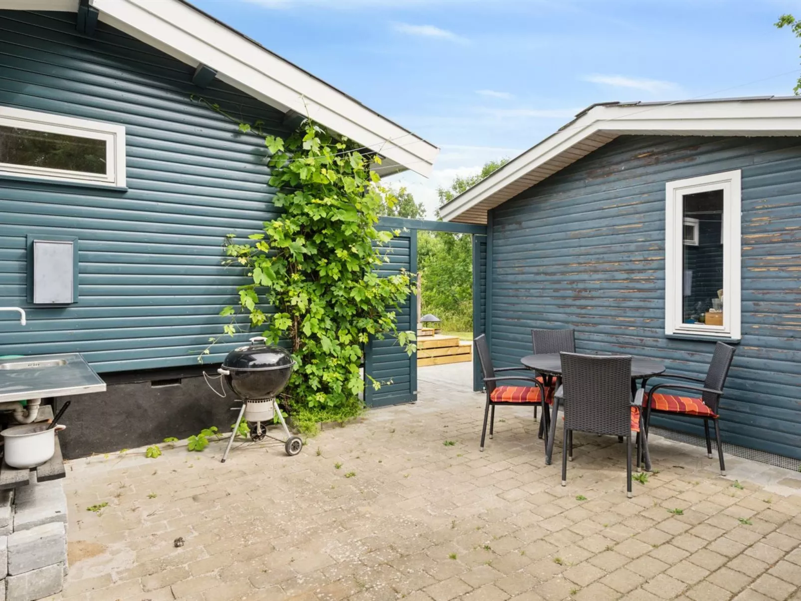 "Esme" - 225m to the fjord-Outside