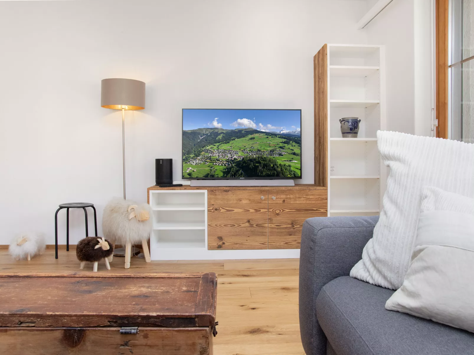 La Siala Apt.63-Drinnen